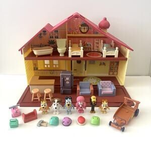 Bluey's Family Home Playset Play House Furniture Figure Ludo Bingo Coco Snickers
